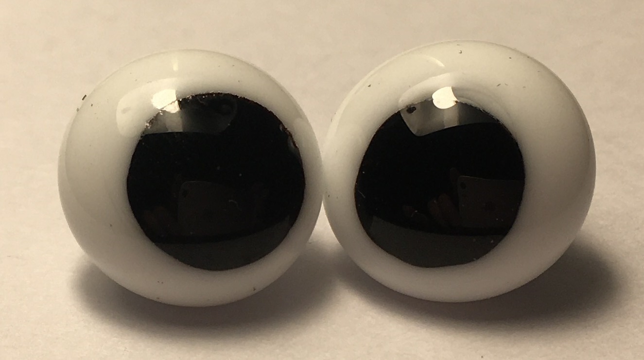 Glass eyes cross-eyed black/white 14 mm 1 pair